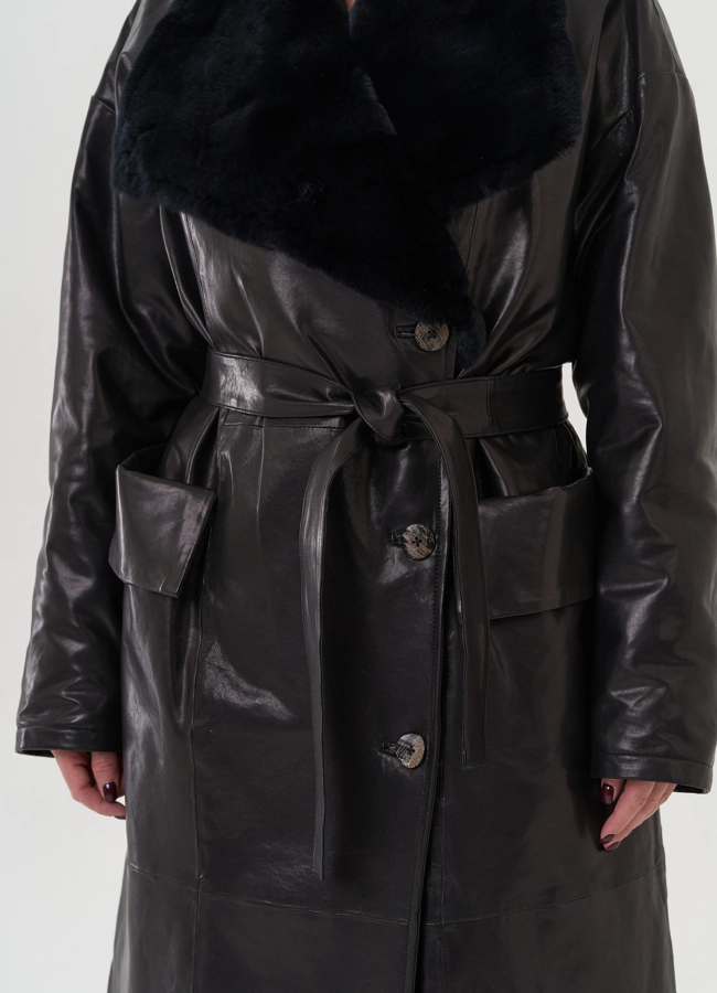 Пальто женское из натуральной кожи с отделкой из кролика  модель № 25377 в рассрочку
