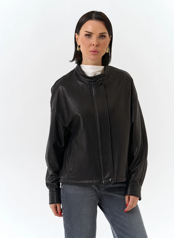 Женская куртка из натуральной кожи