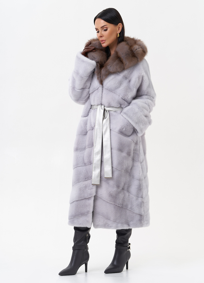 Норковая шуба с капюшоном из меха куницы модель № 27572 в рассрочку