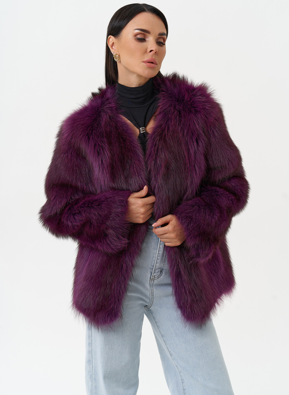 Женская куртка из меха канадского енота