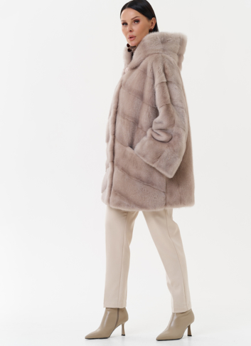 Шуба из норки с капюшоном