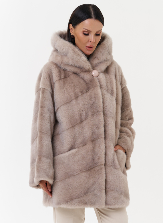 Шуба из норки с капюшоном